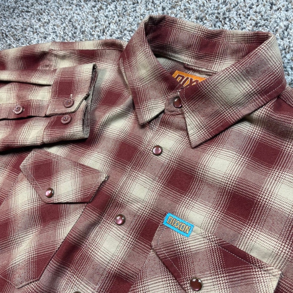 Dixxon Flannel Co Pueblo Mens Medium D-Tech Plaid Snap Button Shirt Burgundy Tan